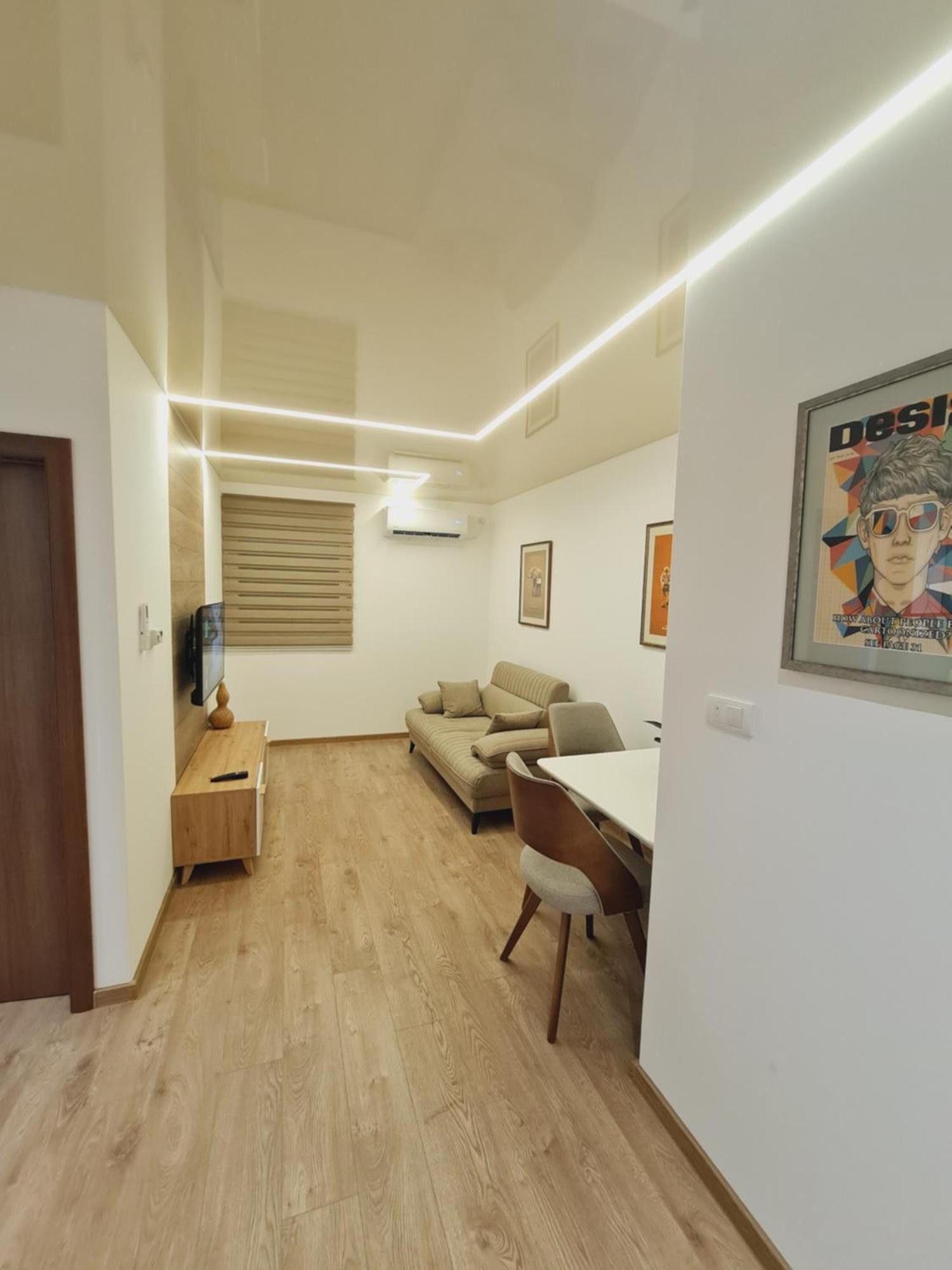 Airport Molko Apartments Surcin ภายนอก รูปภาพ